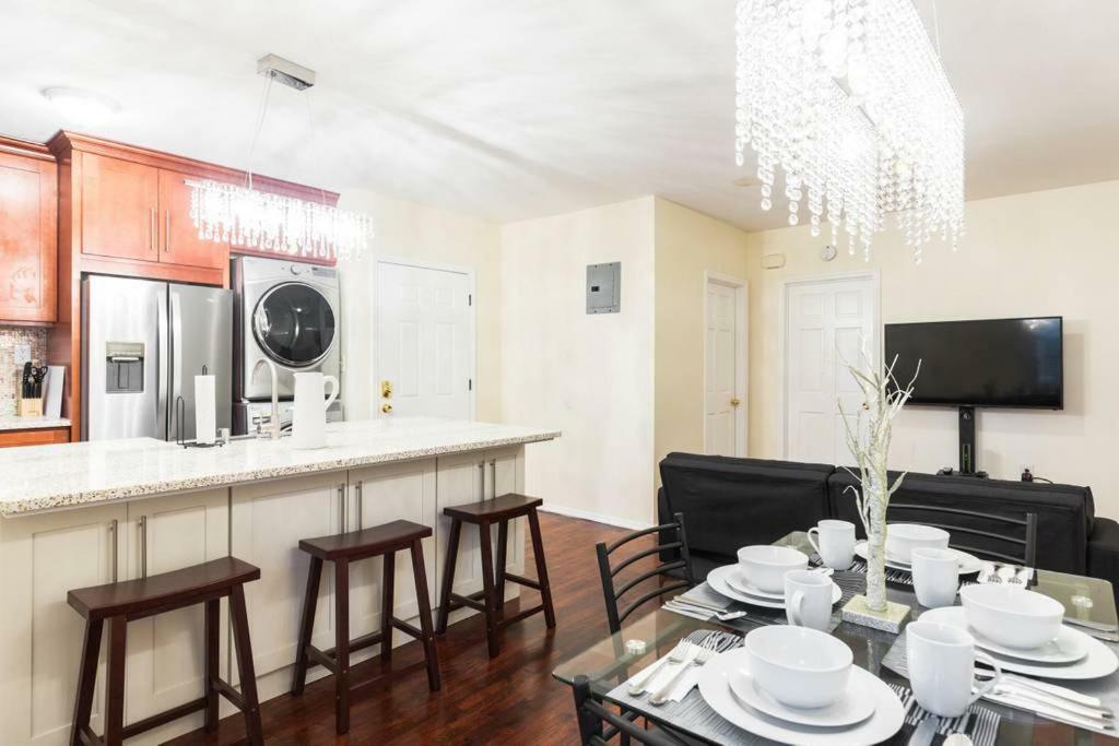 Brooklyn 3 Bedroom 1 Bathroom 8 Minutes To Subway 30 Minutes To Manhattan 纽约 外观 照片
